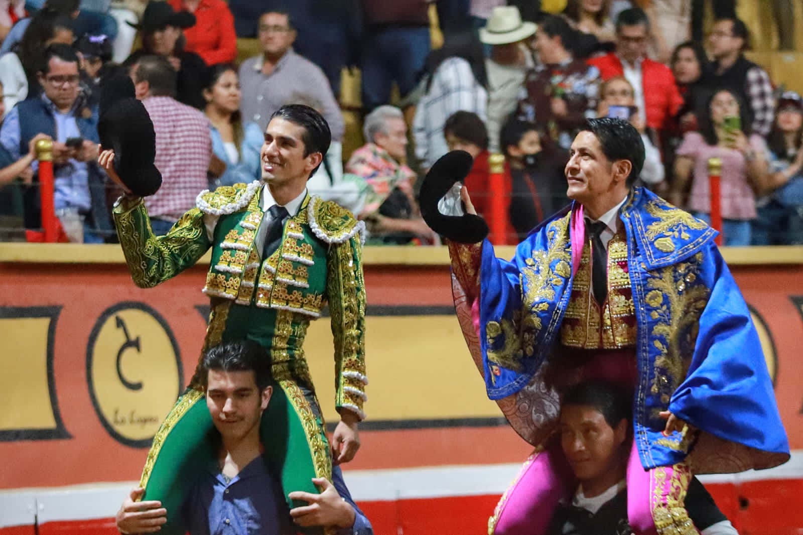 Zapata y Calita salen a hombros en el cierre de la feria de Huamantla