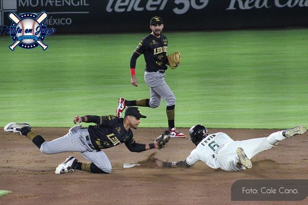 Pericos somete 6-3 a Leones y con la derrota de Bravos asegura boleto a la postemporada