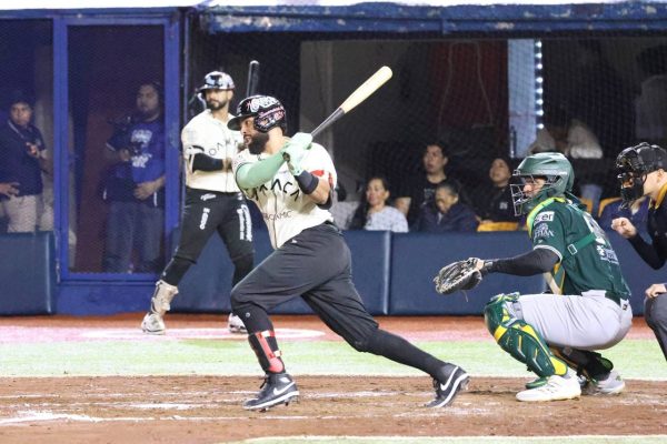Con gran pitcheo y explosiva ofensiva, los Guerreros despluman 11-0 a los Pericos y peligra el cuarto